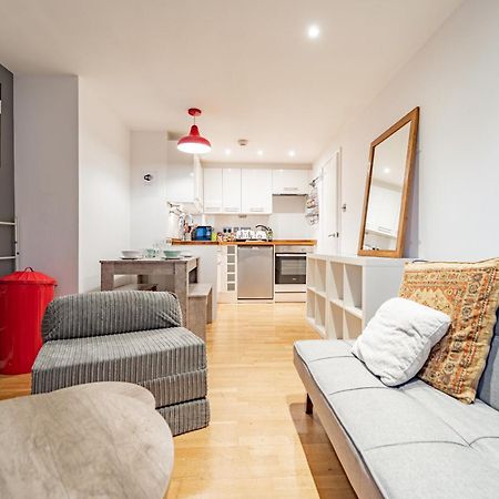 Modern Flat In Prime Location Near Shoreditch & Brick Lane Лондон Екстериор снимка